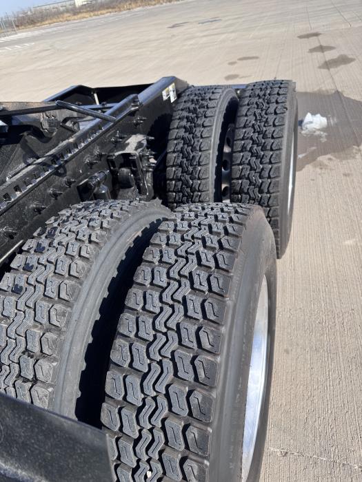 2022 Peterbilt 579-14