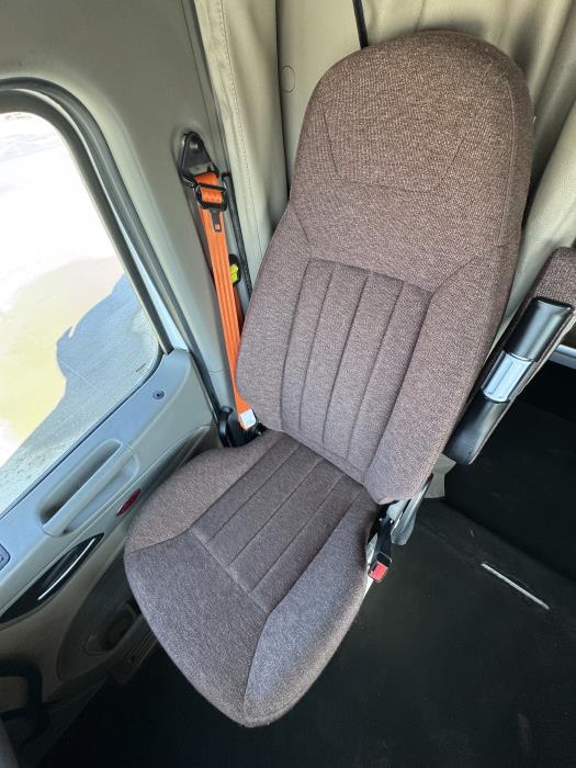 2022 Peterbilt 579-23