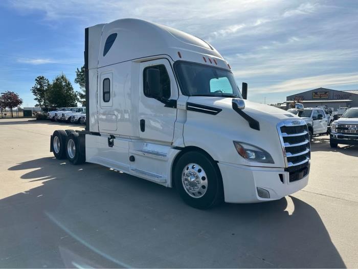 2019 Freightliner Cascadia-2
