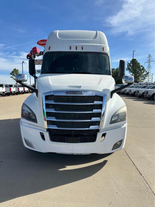 2019 Freightliner Cascadia-3