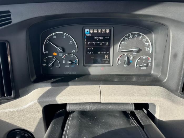 2019 Freightliner Cascadia-4
