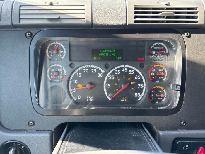 2018 Freightliner Cascadia-4