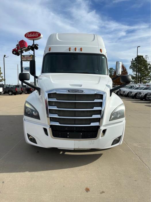 2019 Freightliner Cascadia-3