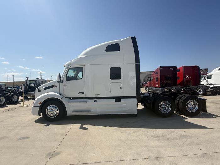 2026 Peterbilt 579-2