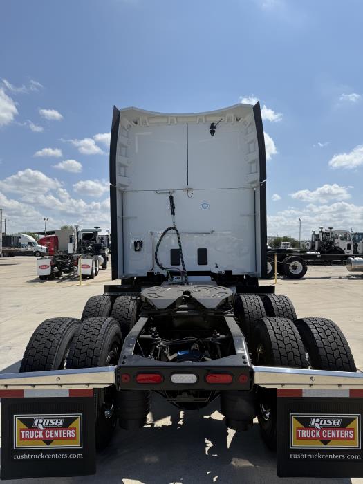 2026 Peterbilt 579-4