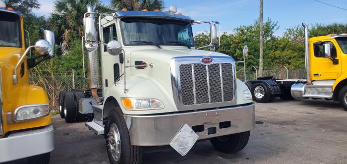 2020 Peterbilt 348-6