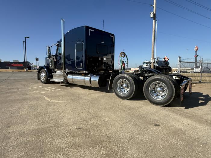 2026 Peterbilt 589-8