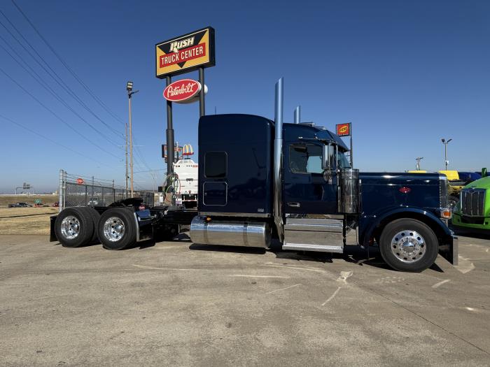 2026 Peterbilt 589-22