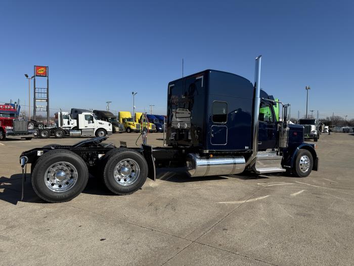 2026 Peterbilt 589-27