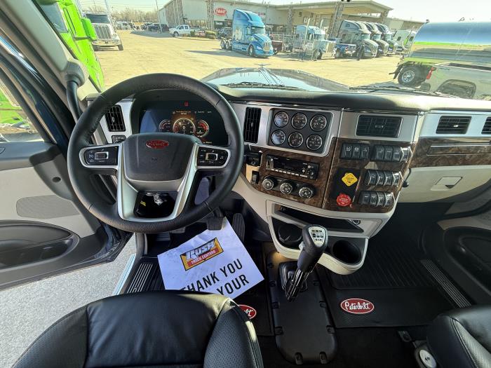 2026 Peterbilt 589-40