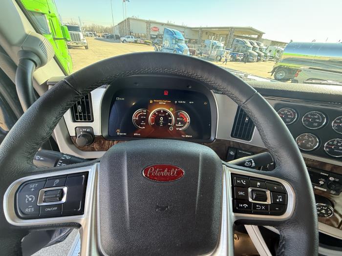2026 Peterbilt 589-42