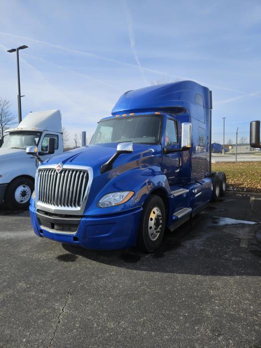 2022 International LT625-1