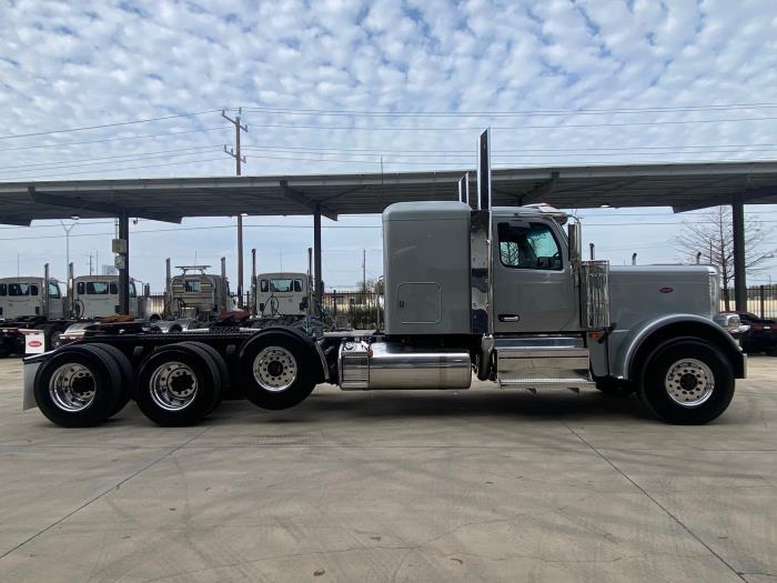 2026 Peterbilt 589-7