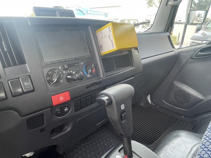 2025 Isuzu NPR-HD-13