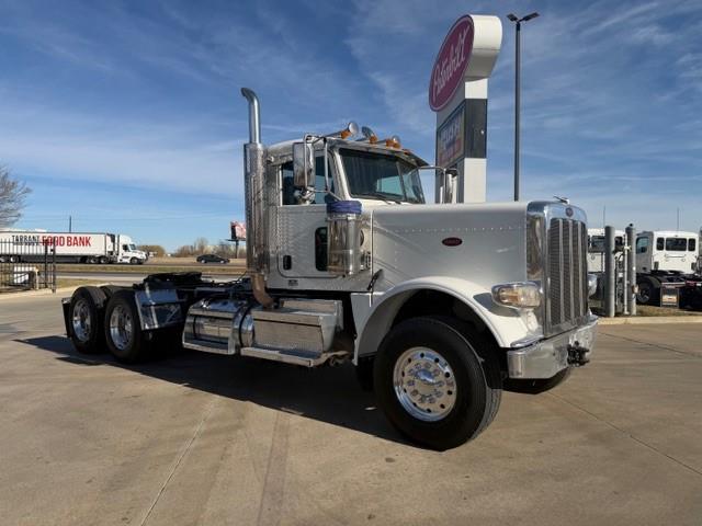 2021 Peterbilt 389-10