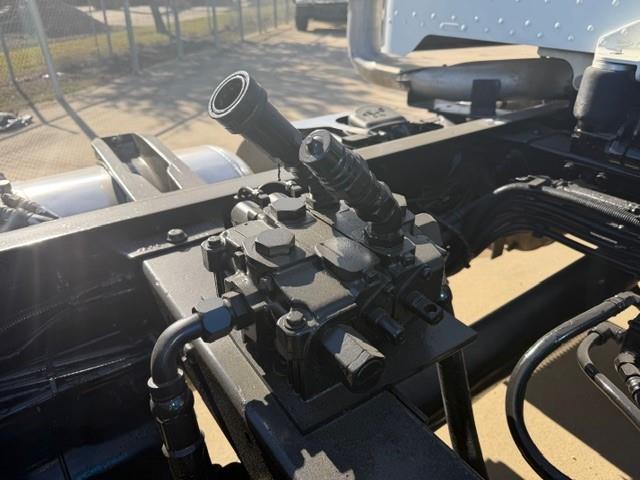 2021 Peterbilt 389-46