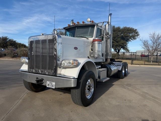2020 Peterbilt 389-1