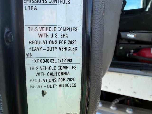 2020 Peterbilt 389-29