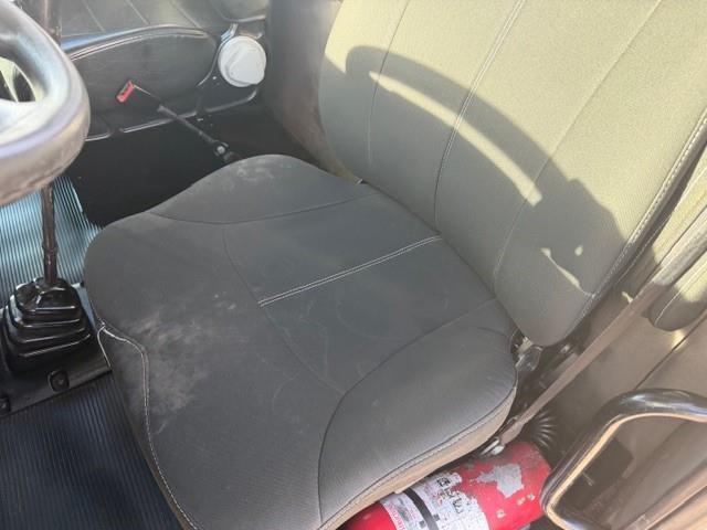 2020 Peterbilt 389-33