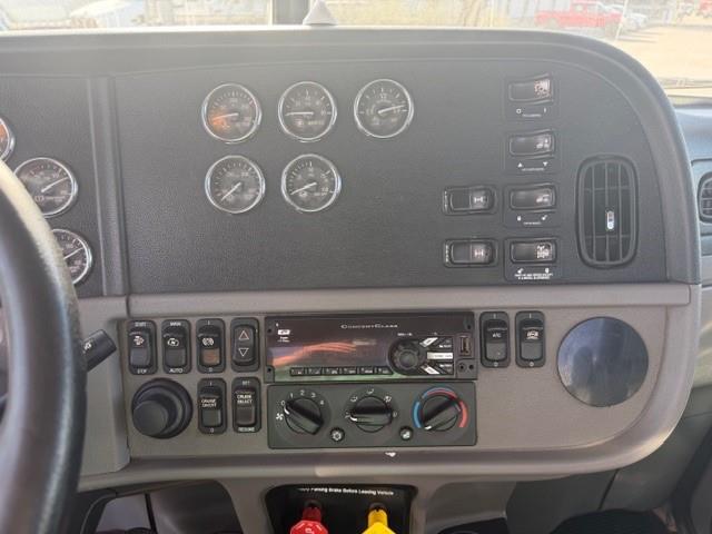 2020 Peterbilt 389-39