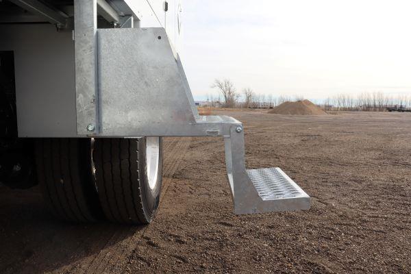 2025 Peterbilt 537-4