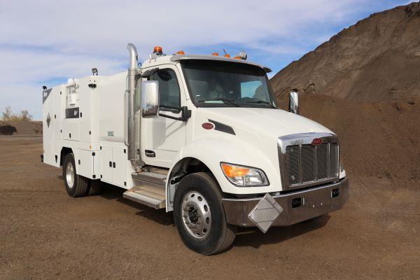 2025 Peterbilt 537-8