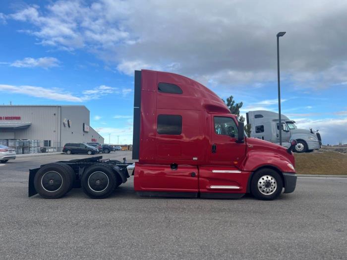 2022 International LT625-7