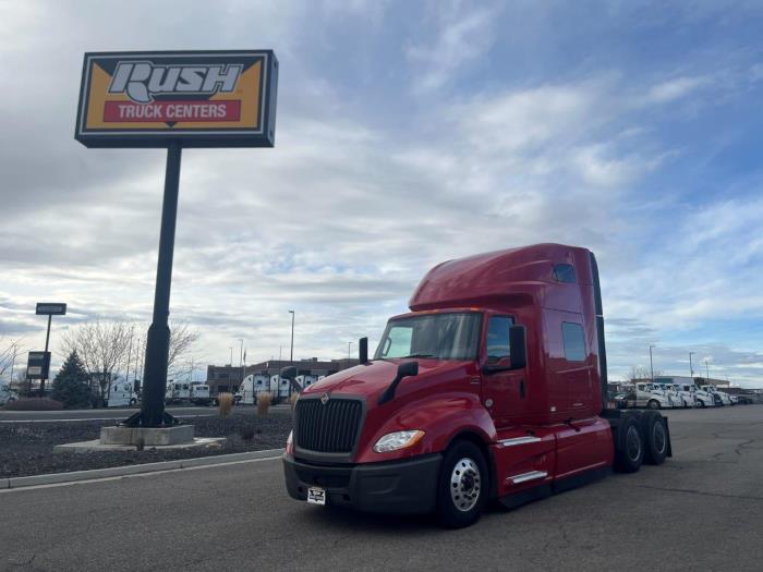 2022 International LT625-2