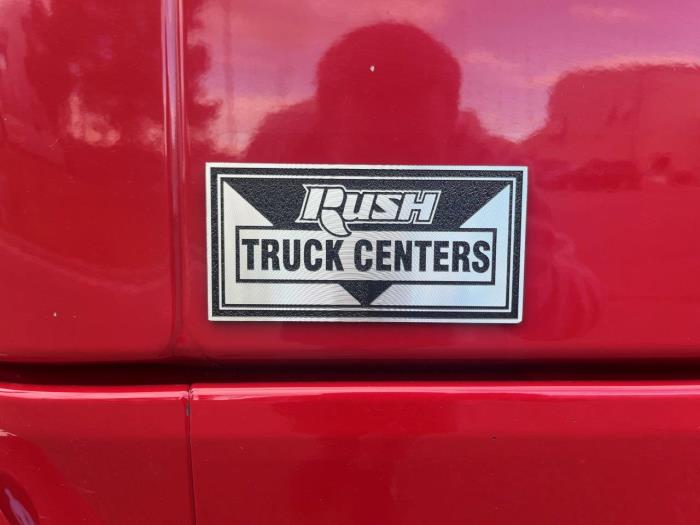 2022 International LT625-19