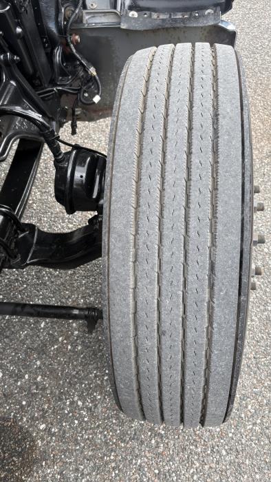 2022 Peterbilt 389-28