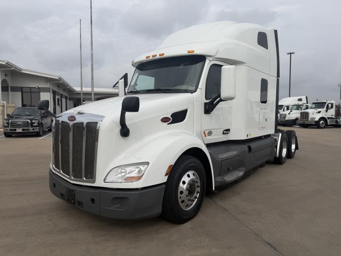2021 Peterbilt 579-1