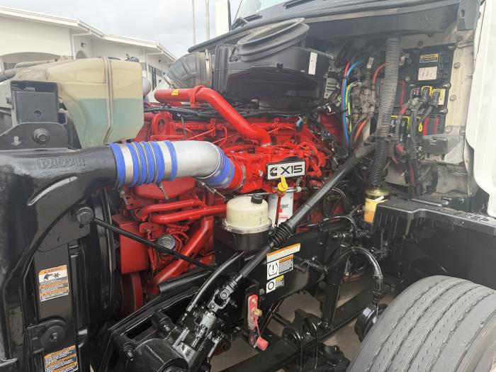 2021 Peterbilt 579-16