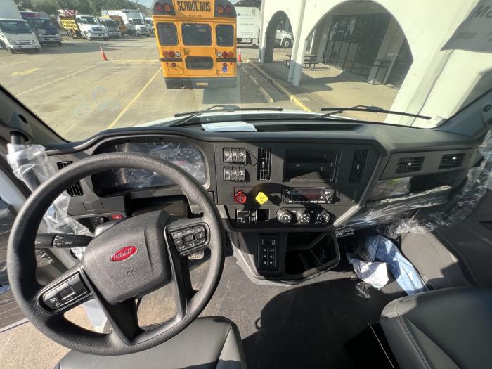 2026 Peterbilt 548-14