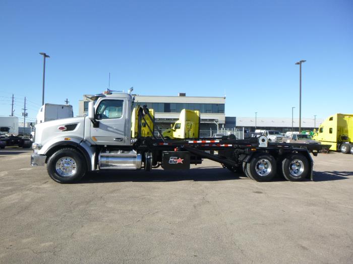 2020 Peterbilt 567-3