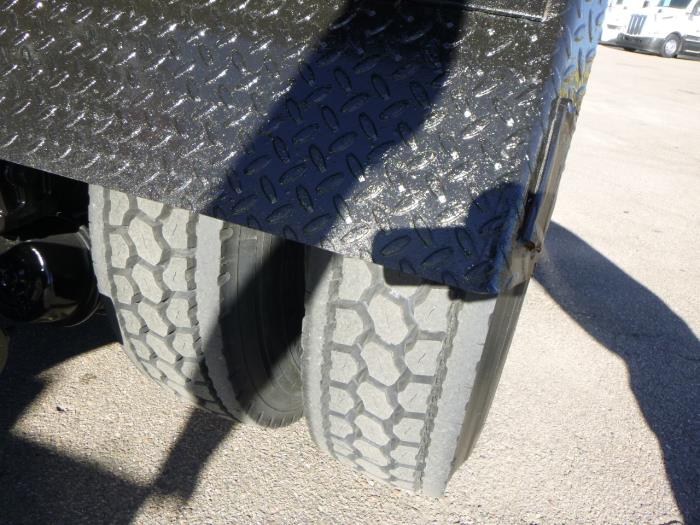 2020 Peterbilt 567-14