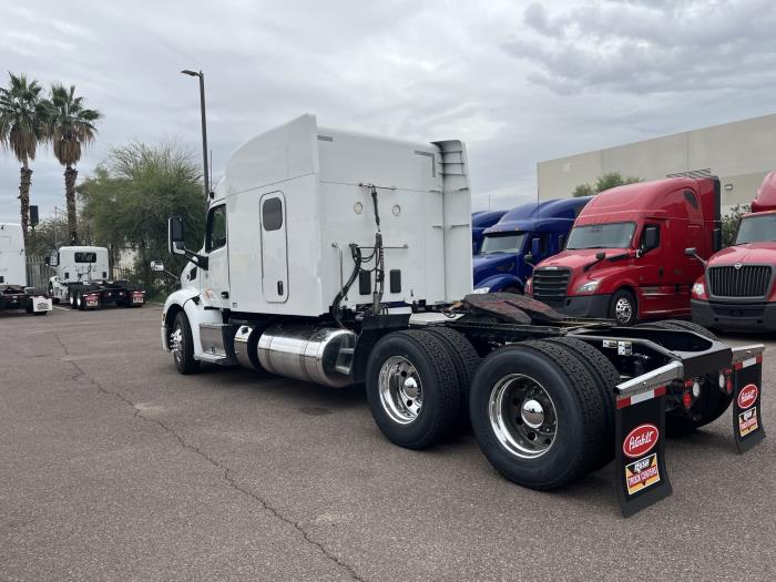 2022 Peterbilt 579-4