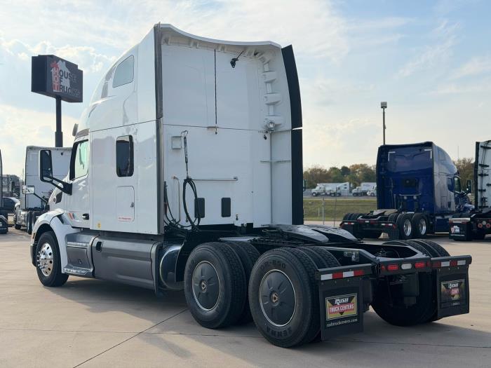 2021 Peterbilt 579-5