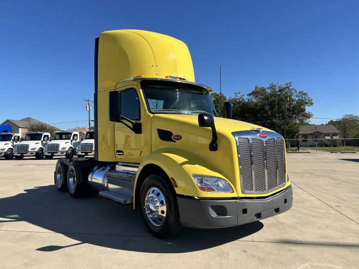 2021 Peterbilt 579-17