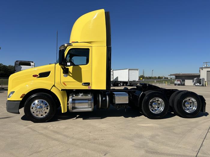 2021 Peterbilt 579-22
