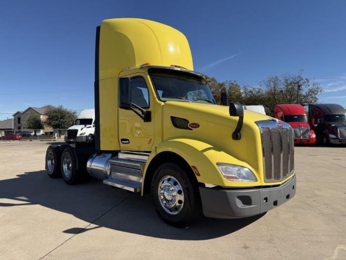 2022 Peterbilt 579-2