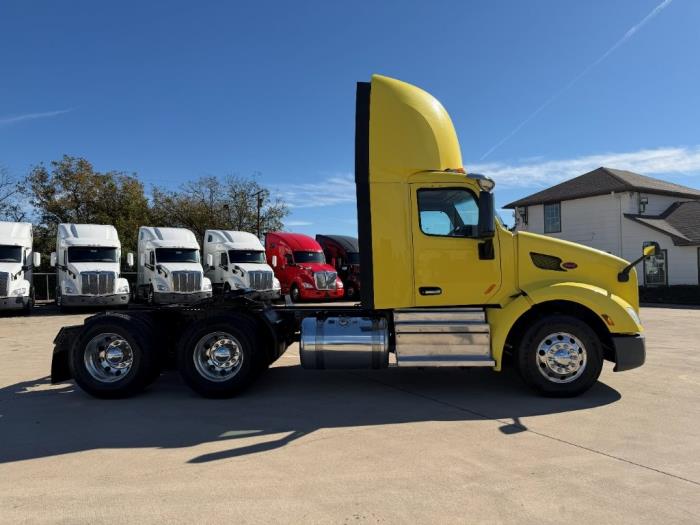 2022 Peterbilt 579-3