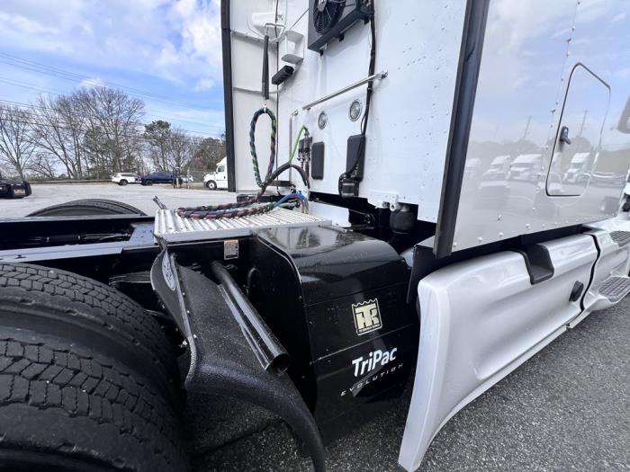 2022 Peterbilt 579-5