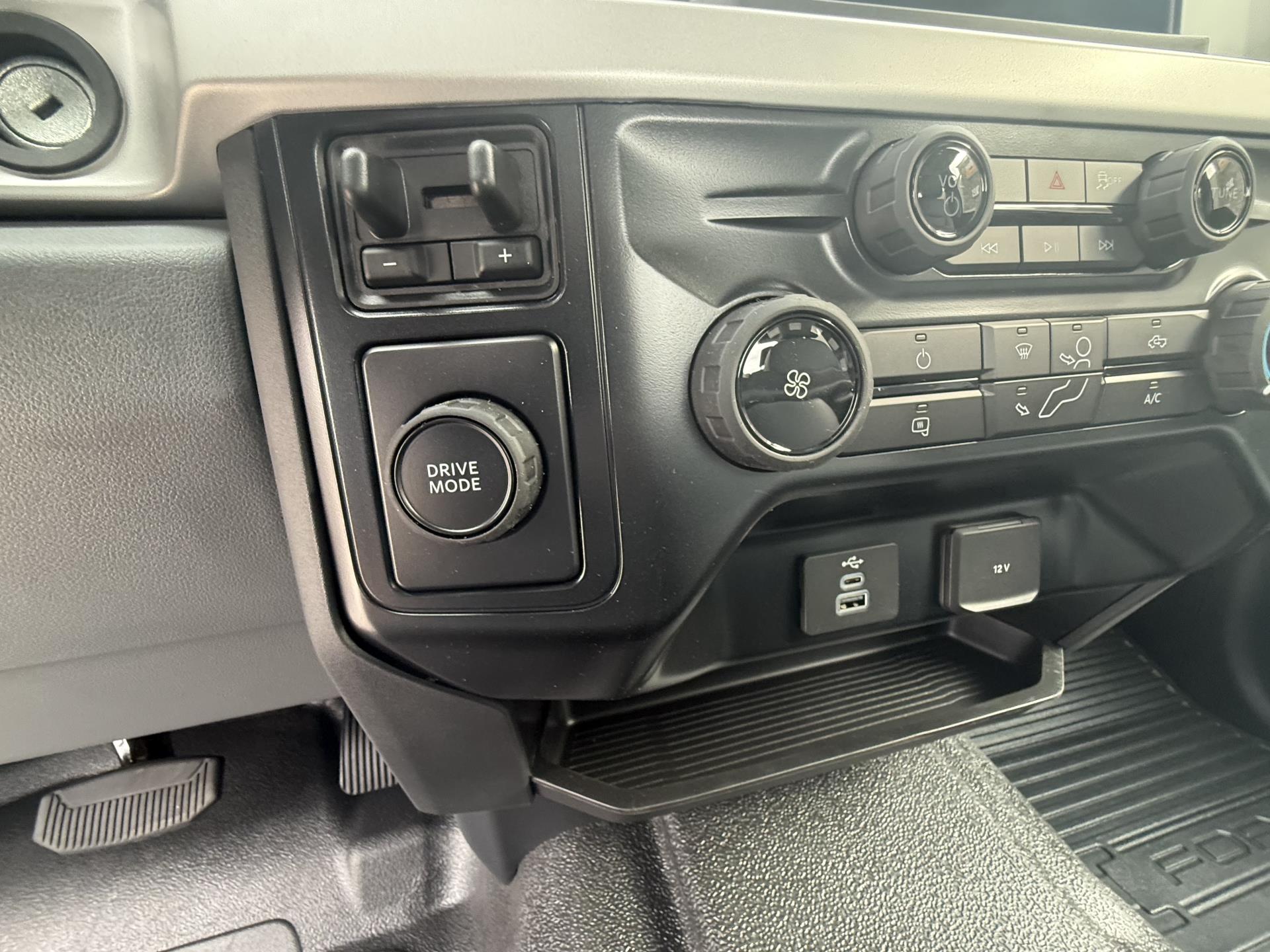 New 2026 Ford F-250 - photo 19