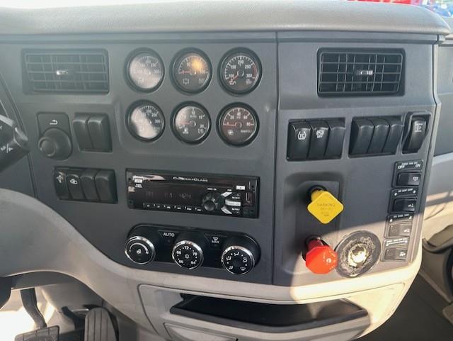2019 Peterbilt 579-4