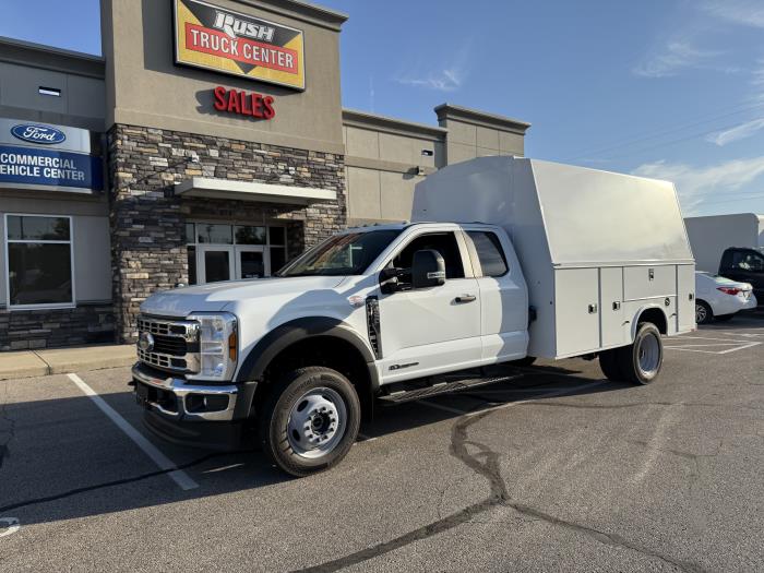 2026 Ford F-550-1