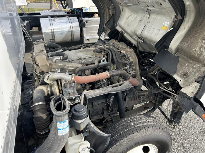 2019 Isuzu NPR-XD-17