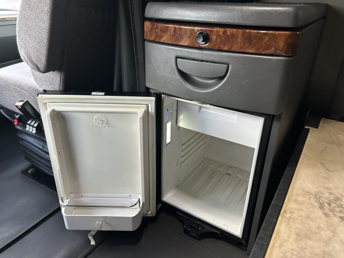 2022 International LT625-17