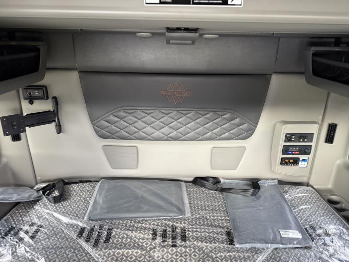 2026 International LT625-24