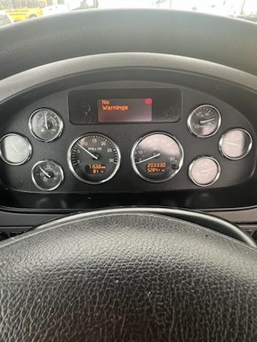 2017 Peterbilt 337-6