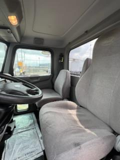 2017 Peterbilt 337-7